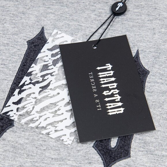 Trapstar Grey Graphic T Shirt - Picture 3 of 4